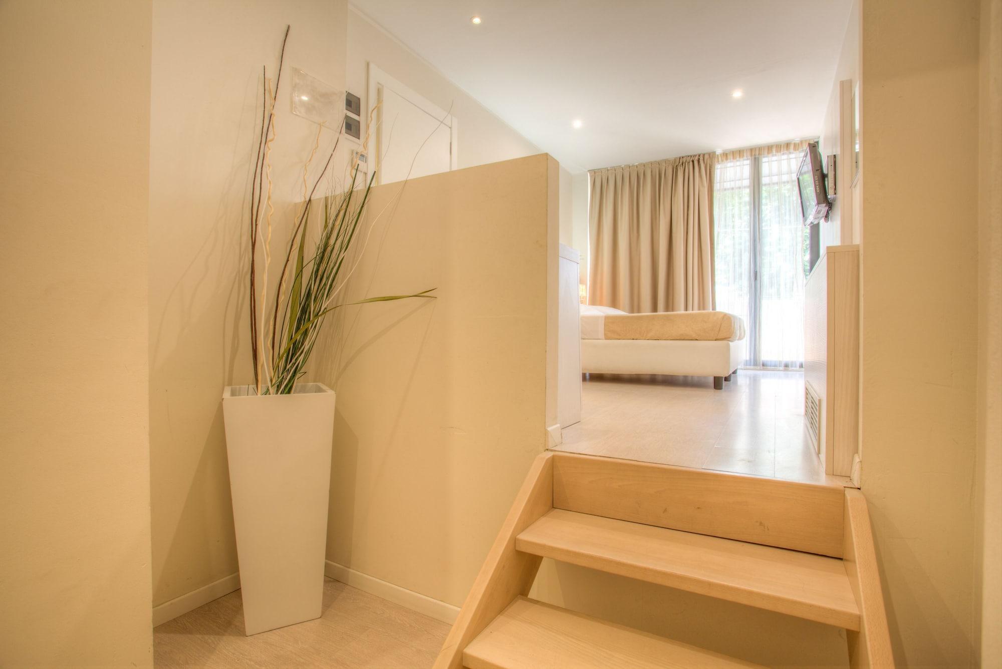Ferretti Beach Hotel Римини Екстериор снимка