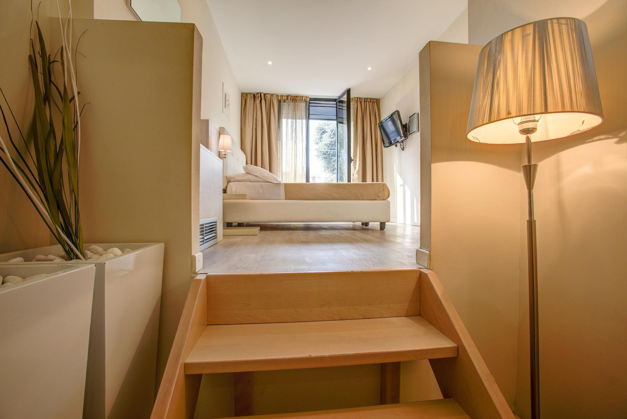 Ferretti Beach Hotel Римини Екстериор снимка
