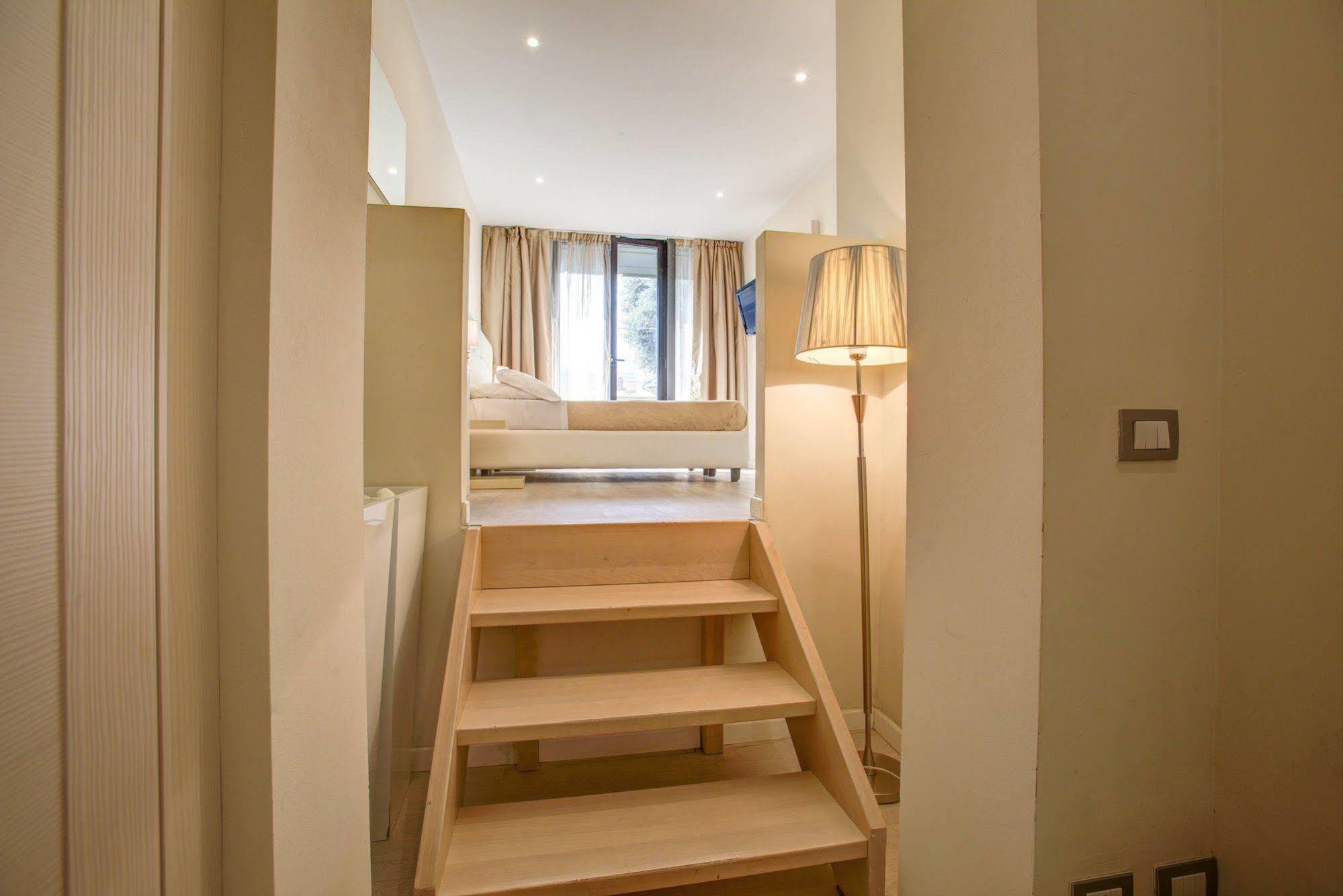Ferretti Beach Hotel Римини Екстериор снимка
